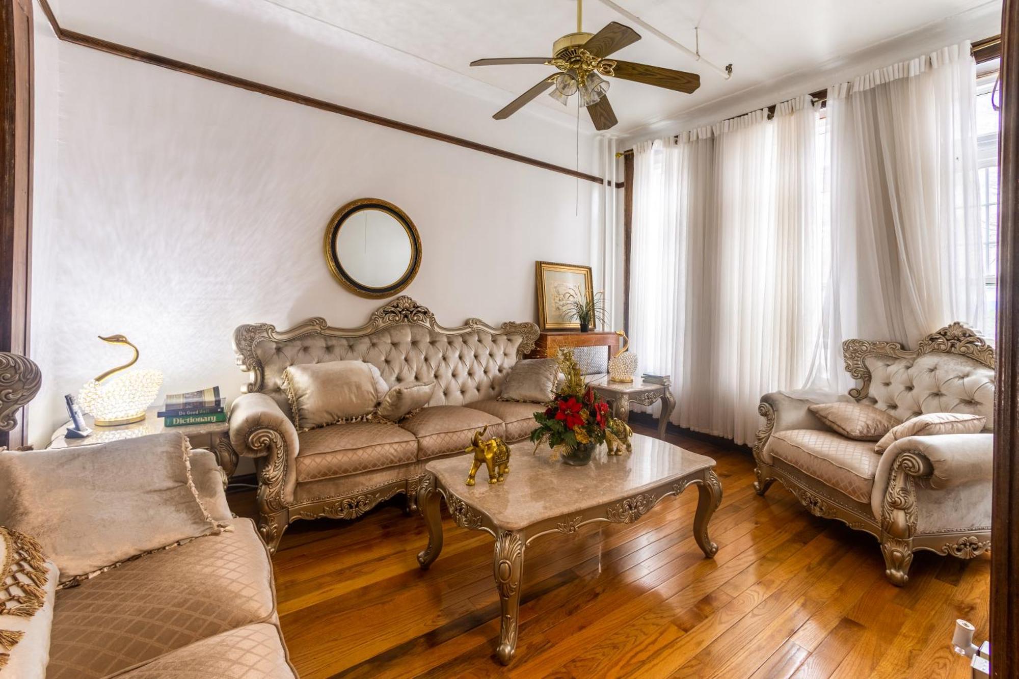 Klo Guest House Нью-Йорк Екстер'єр фото