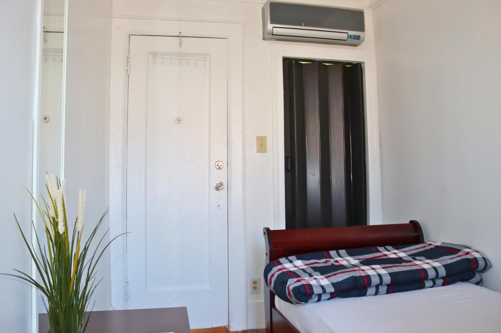 Klo Guest House Нью-Йорк Екстер'єр фото